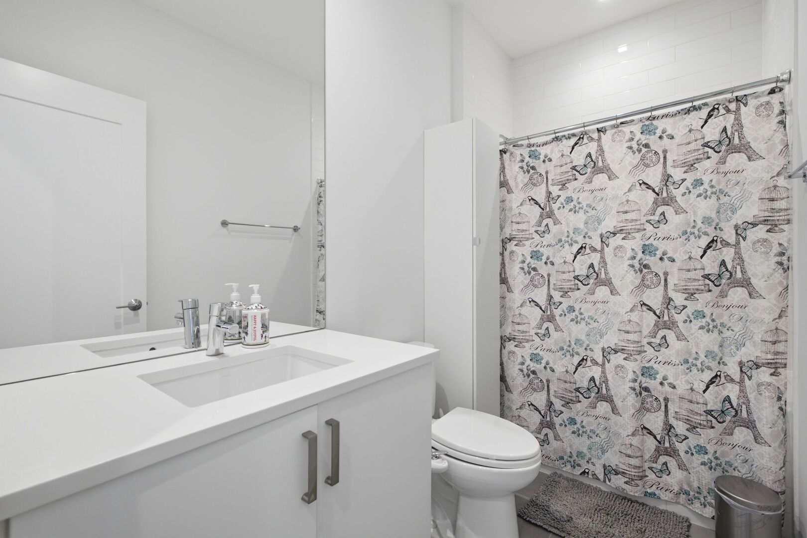 1918 N Campbell Avenue Unit: D
