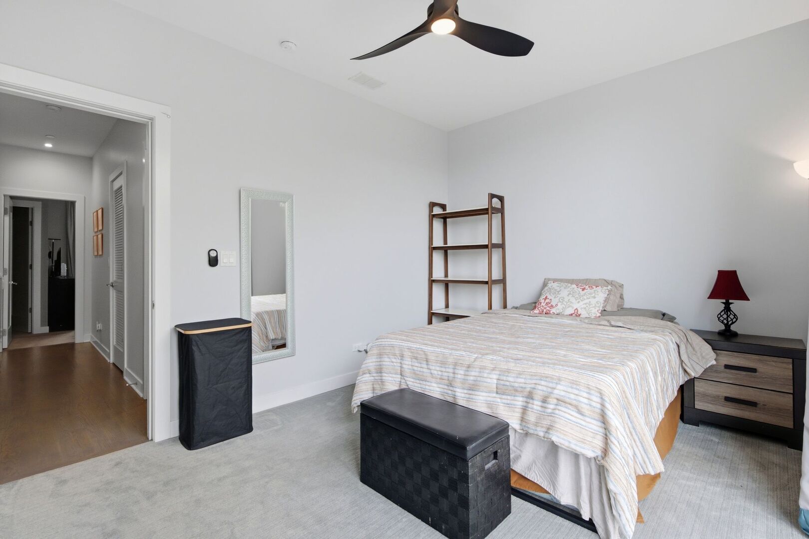 1918 N Campbell Avenue Unit: D