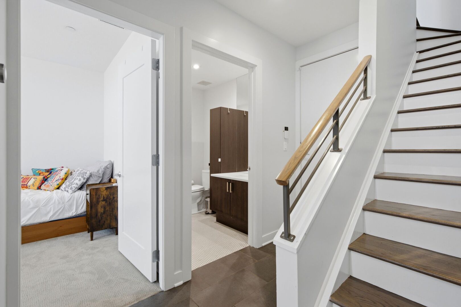 1918 N Campbell Avenue Unit: D
