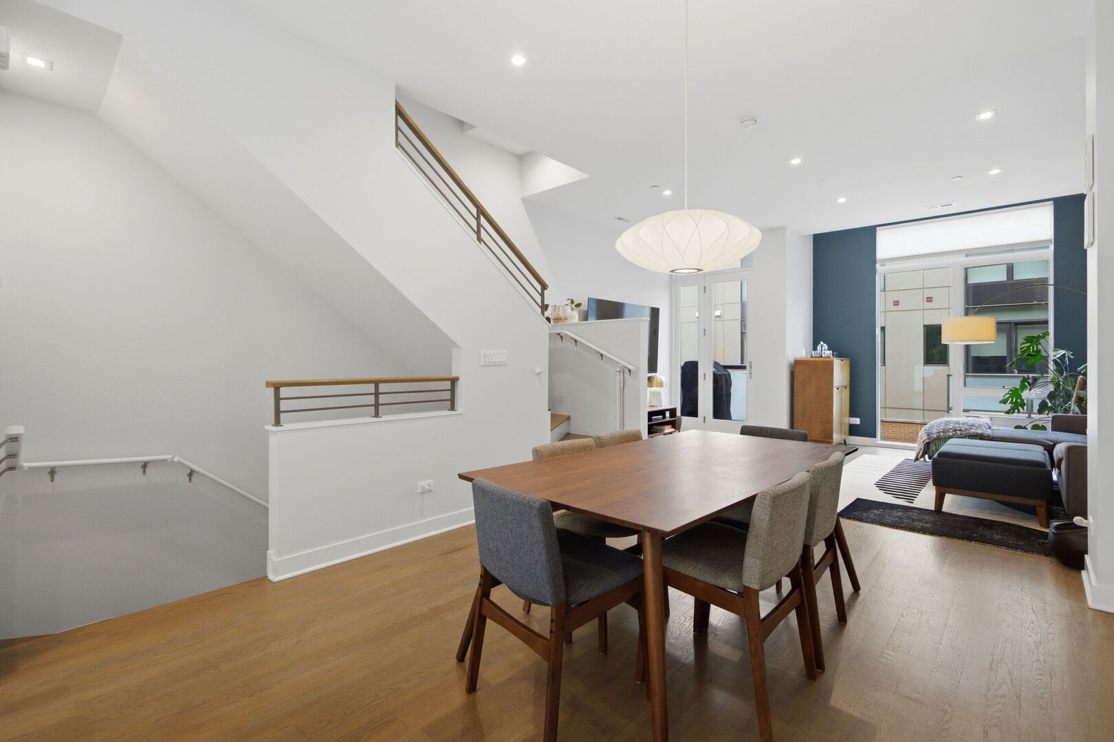 1918 N Campbell Avenue Unit: D
