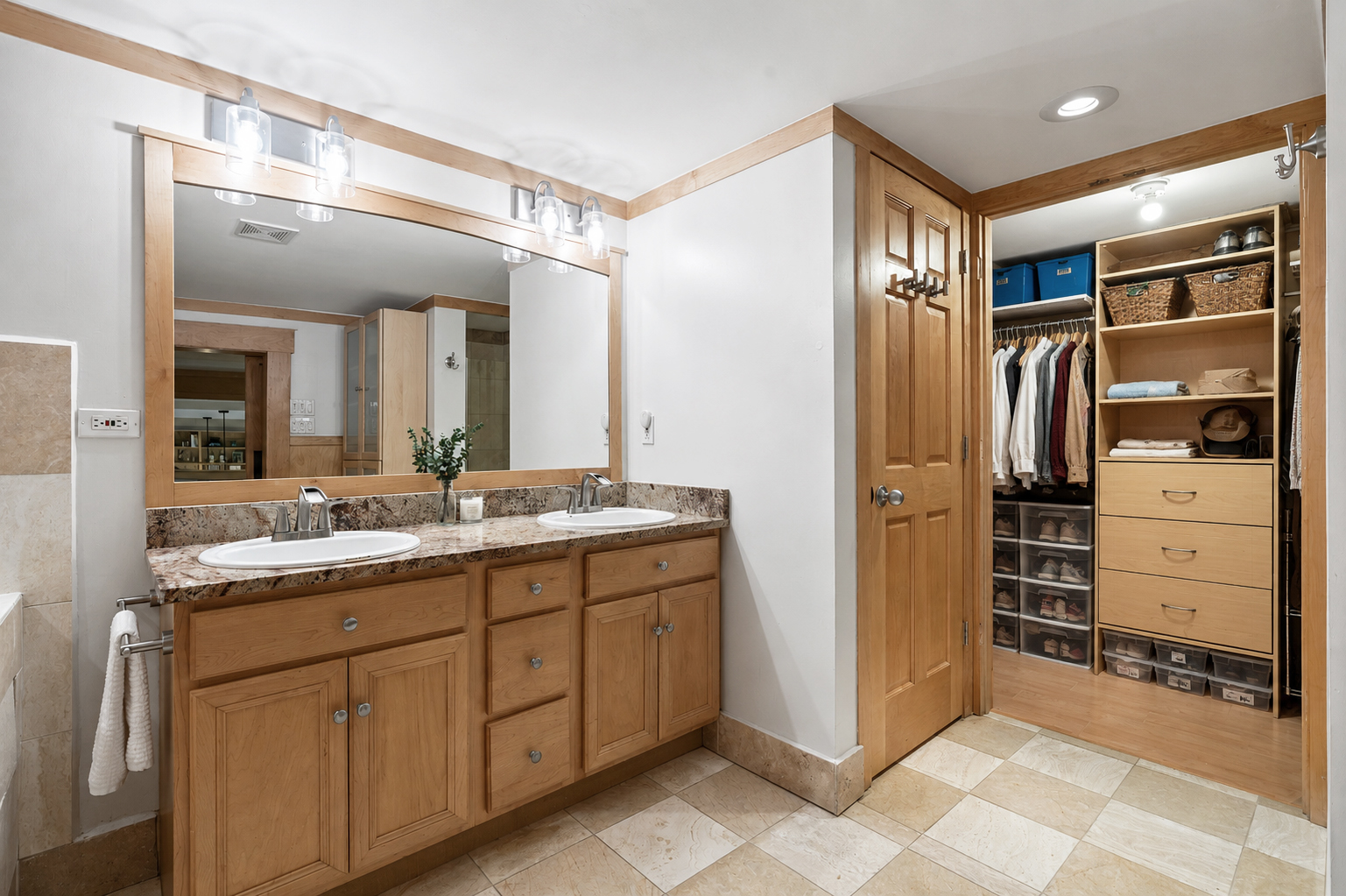 2350 N Kedzie Avenue Unit: H