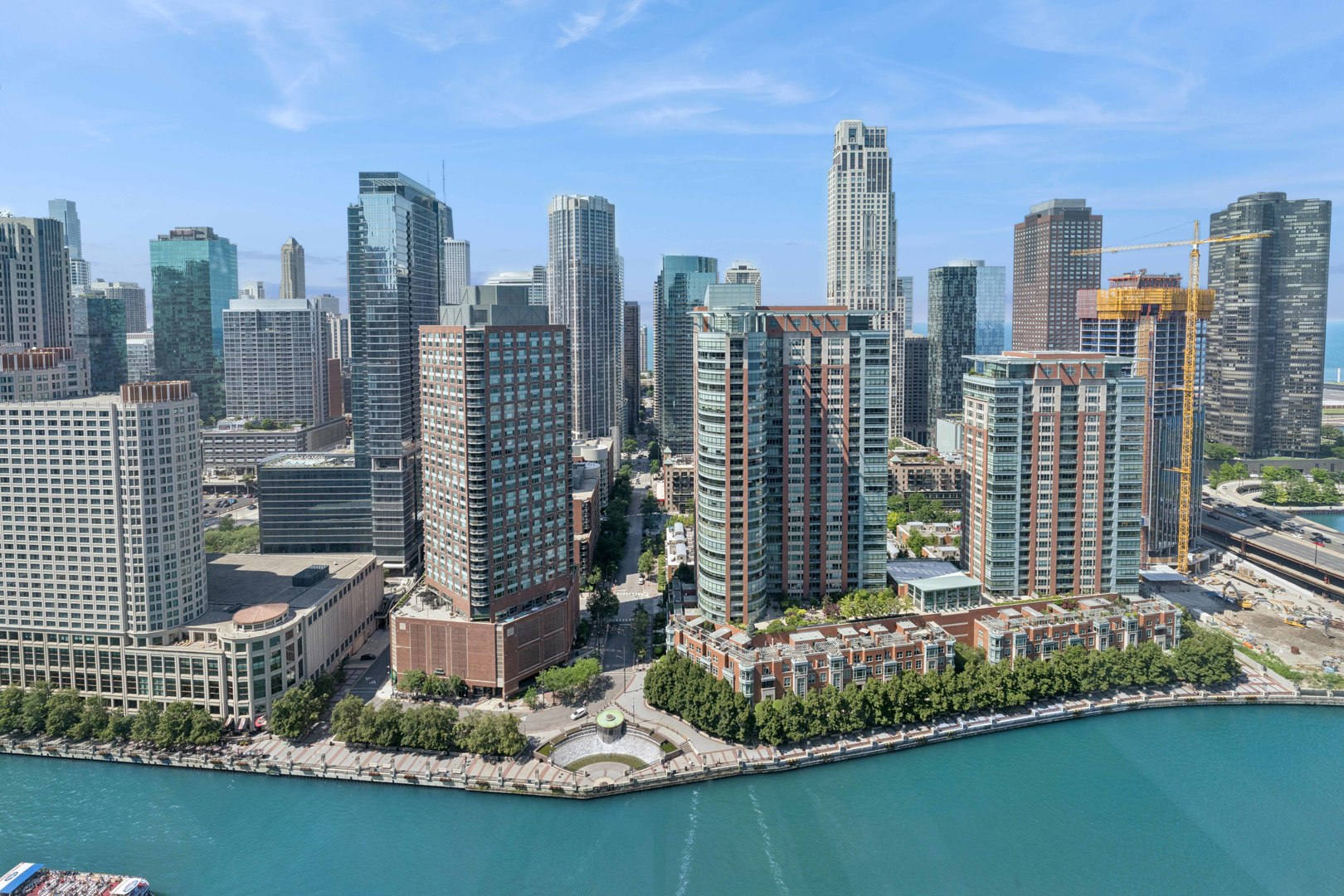 363 E Wacker Drive Unit: 2106