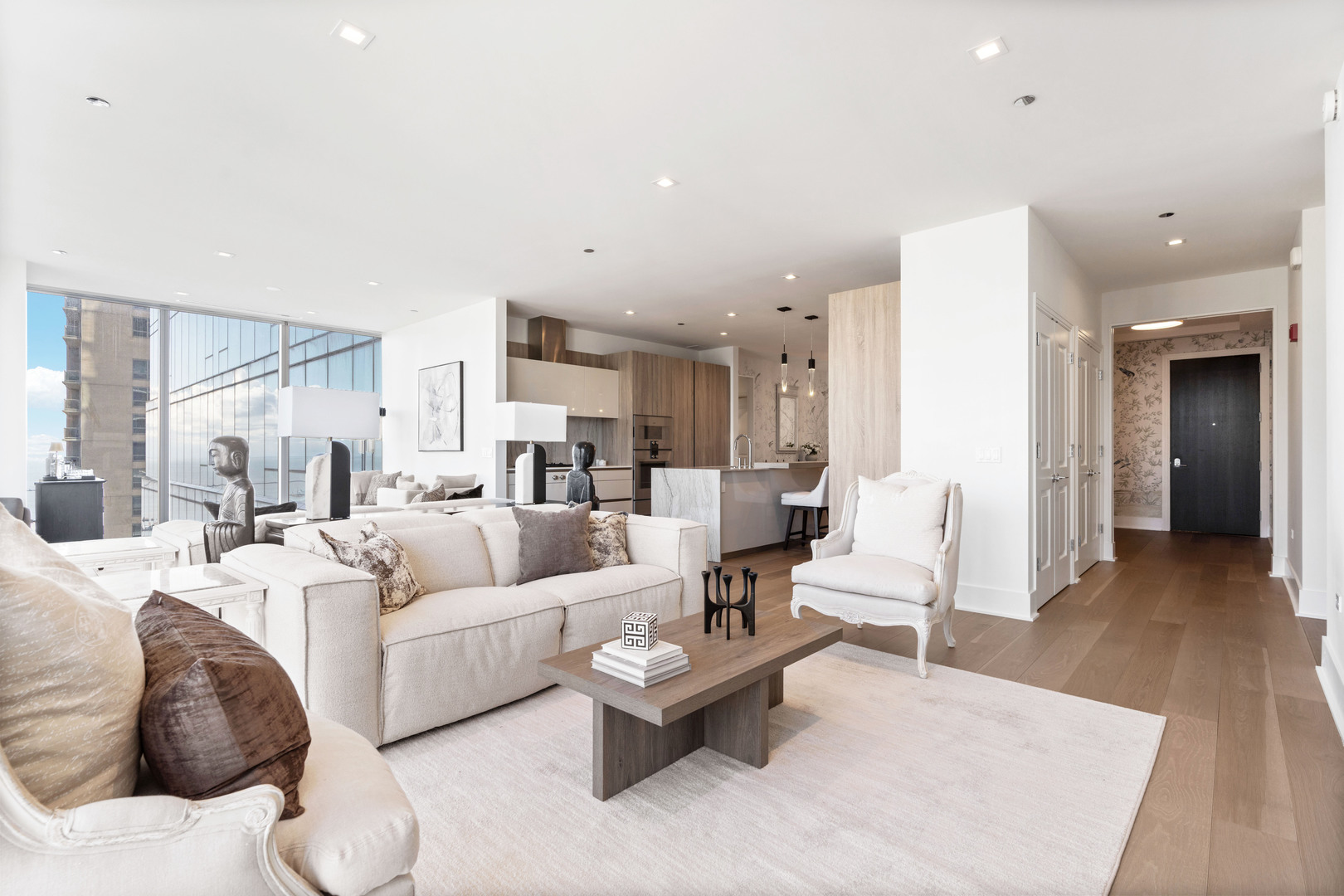 363 E Wacker Drive Unit: 2106