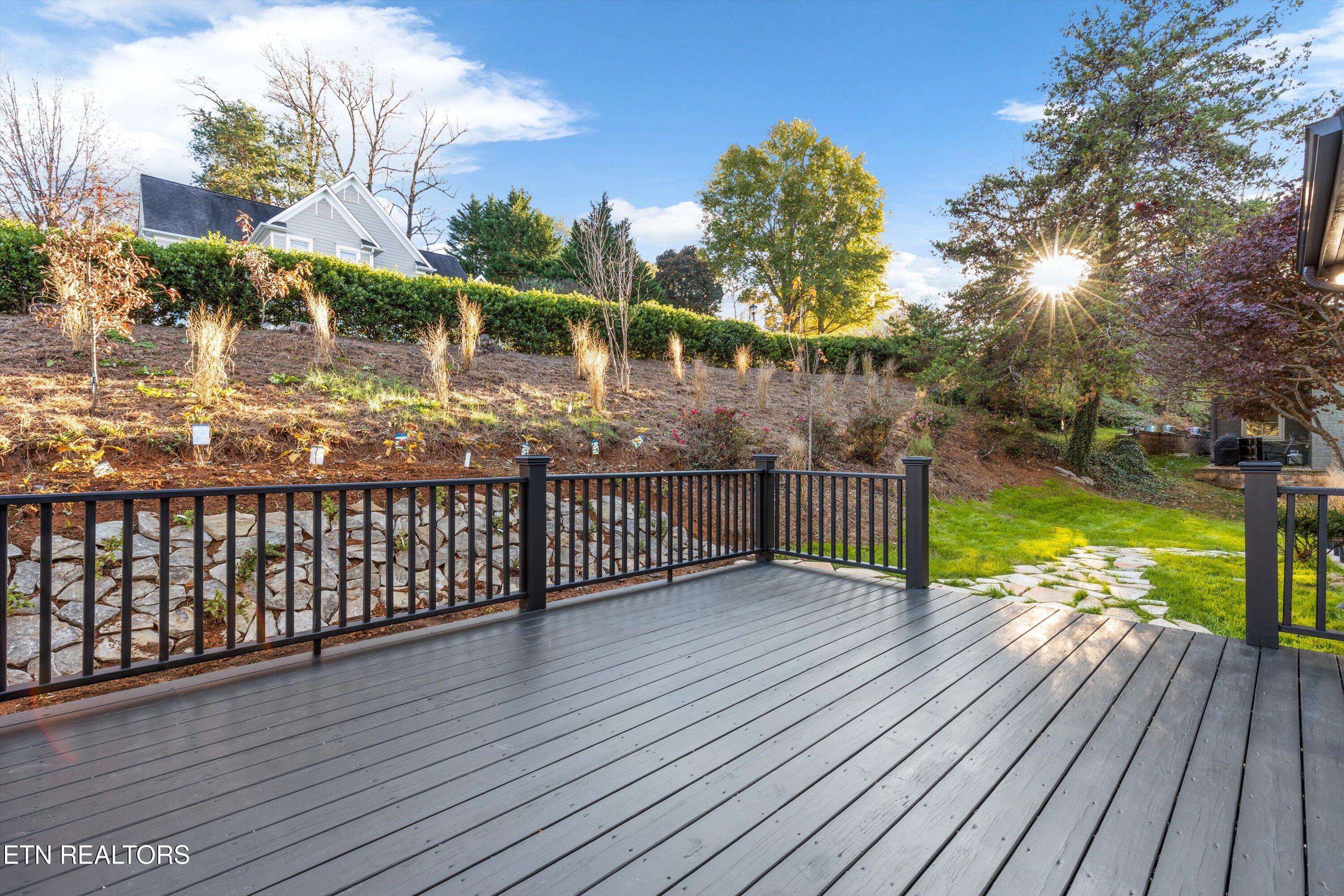 6710 Fern Meadow Way