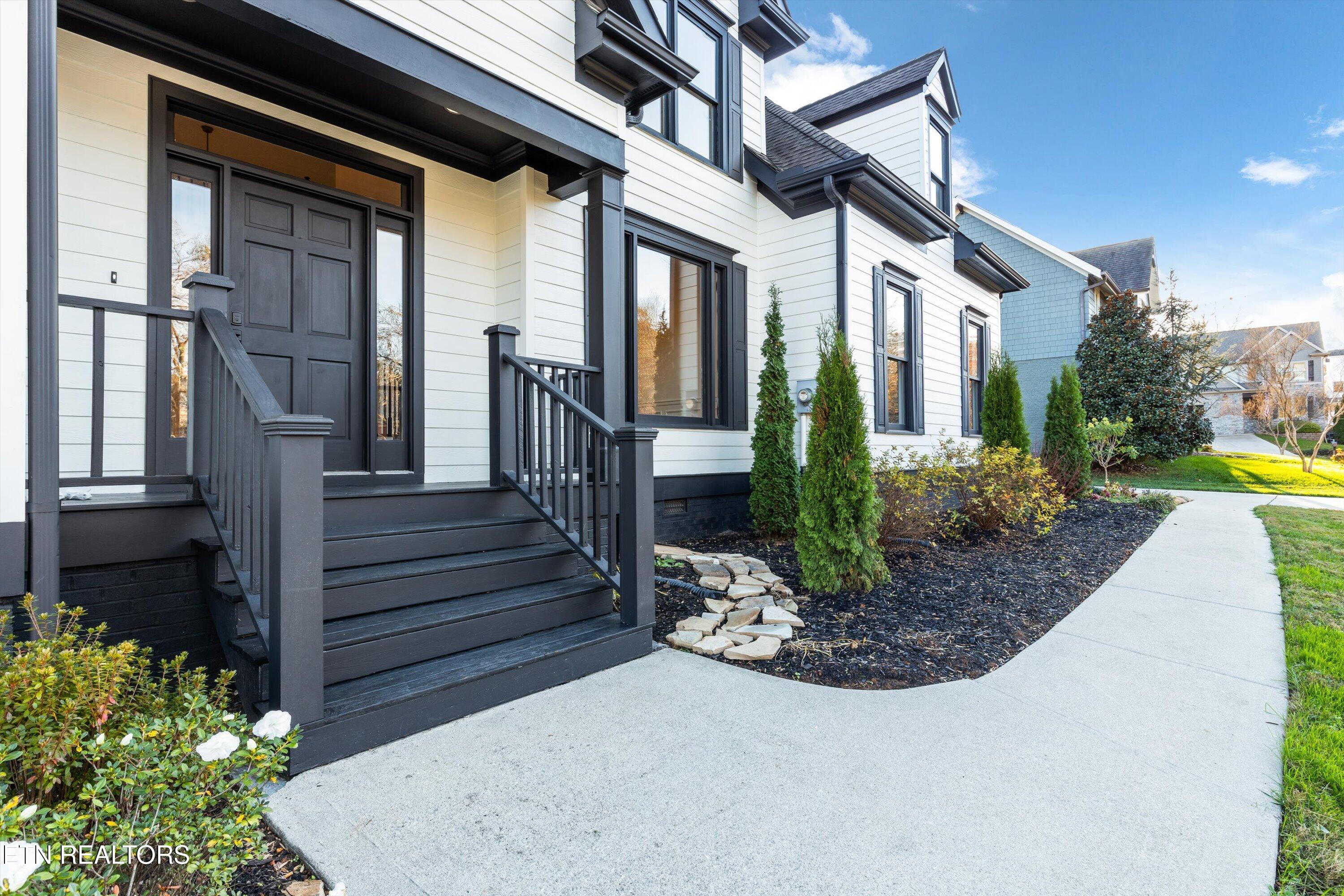 6710 Fern Meadow Way