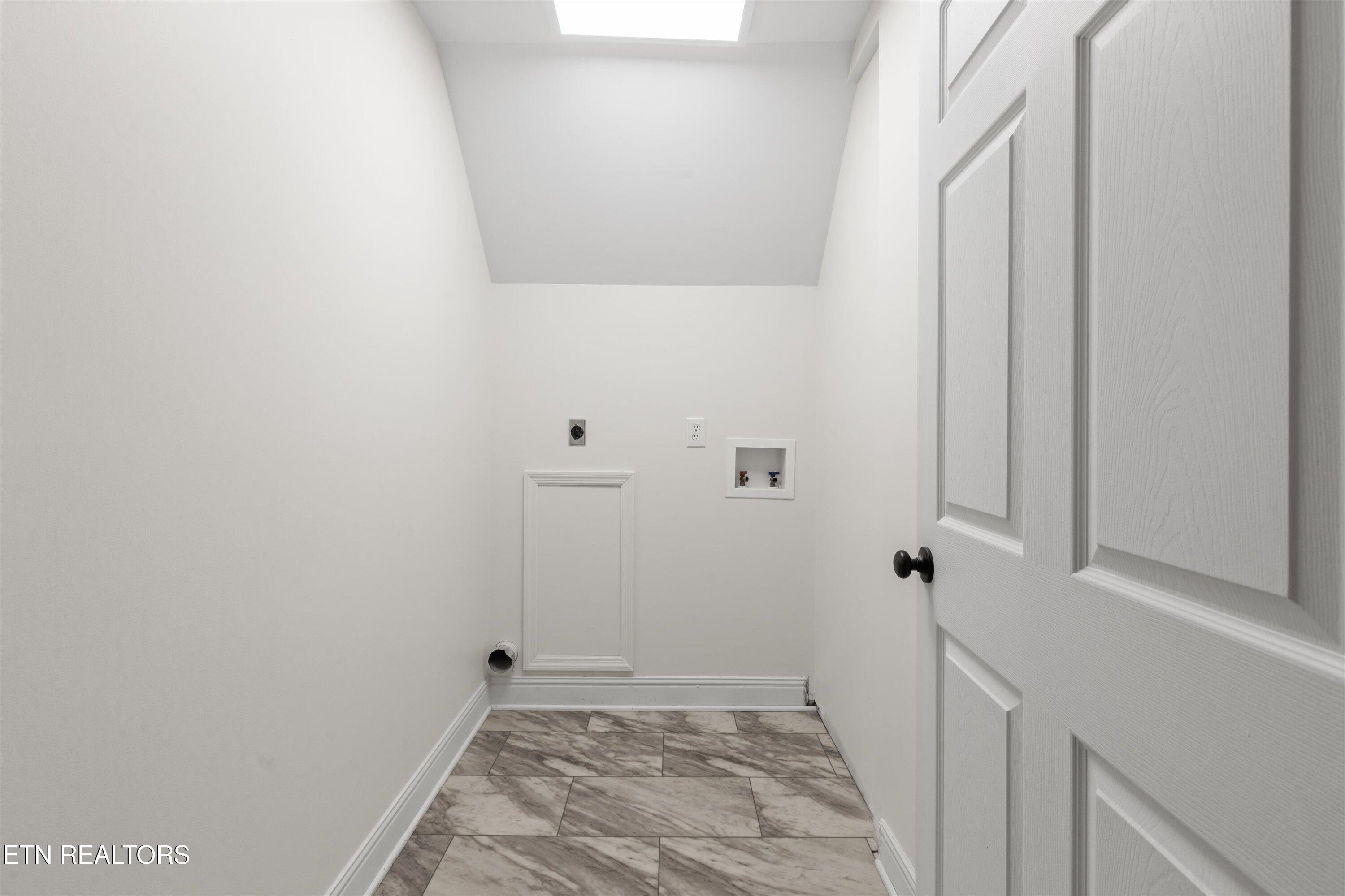 6710 Fern Meadow Way