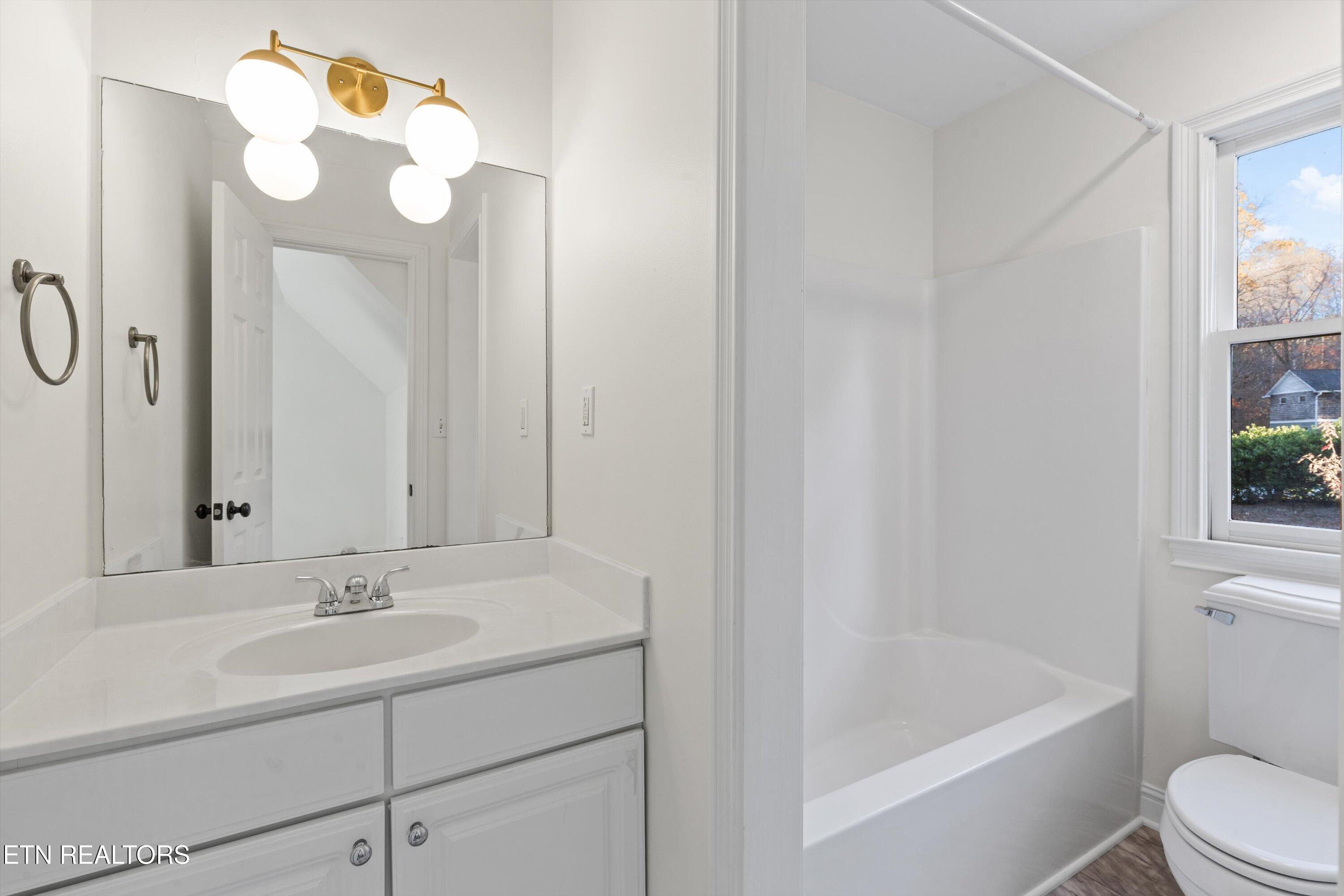 6710 Fern Meadow Way