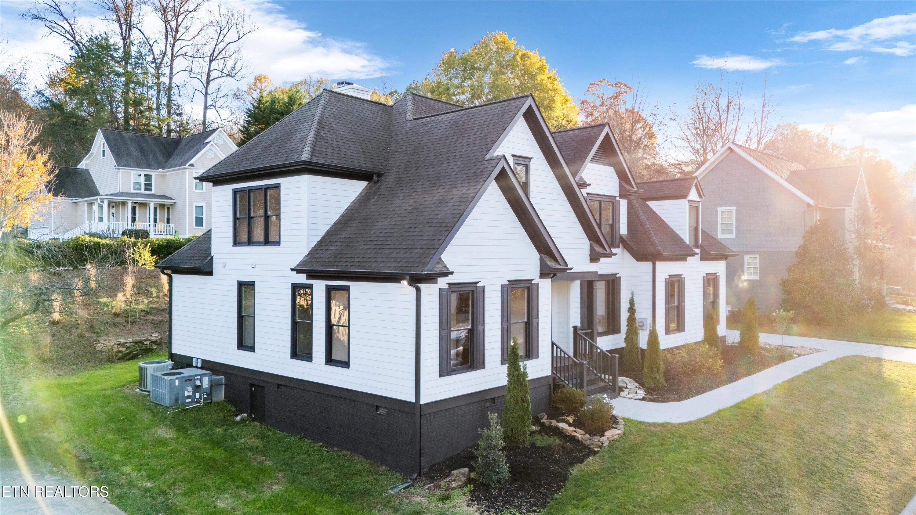 6710 Fern Meadow Way