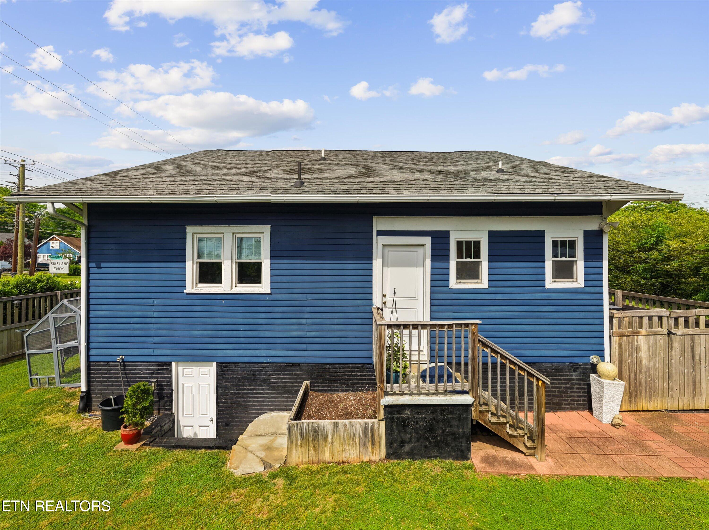 528 W Glenwood Ave