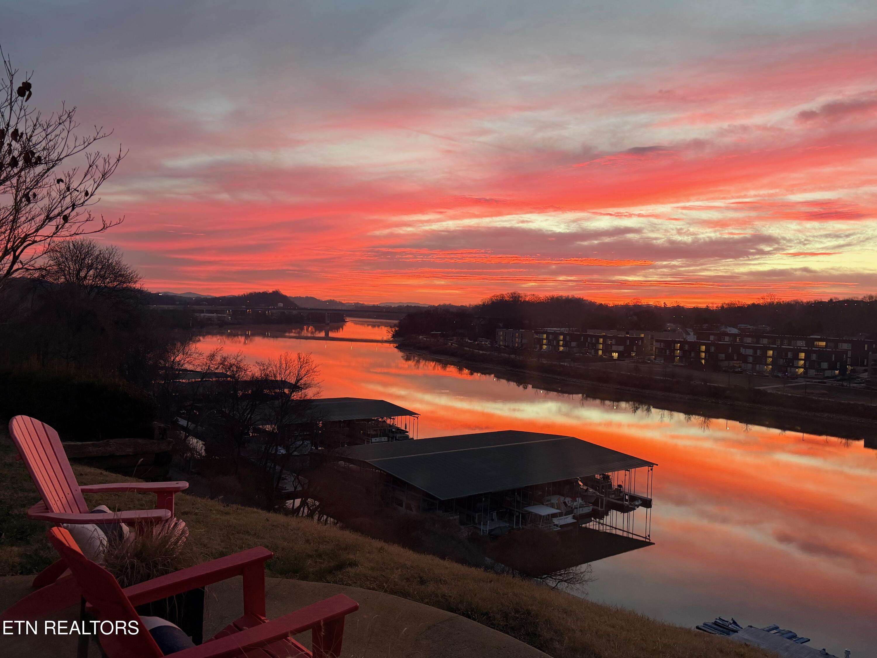 556 Riverfront Way