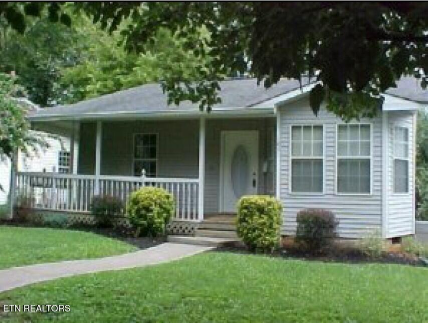 1041 Overton Place