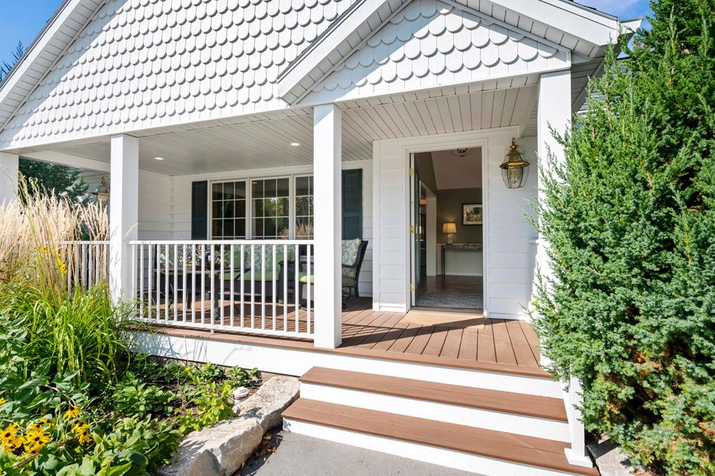 10352 Bella Vista Ln