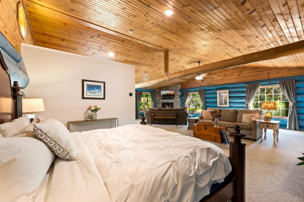 10352 Bella Vista Ln