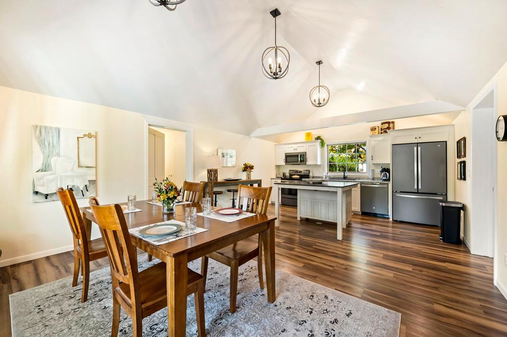 10352 Bella Vista Ln
