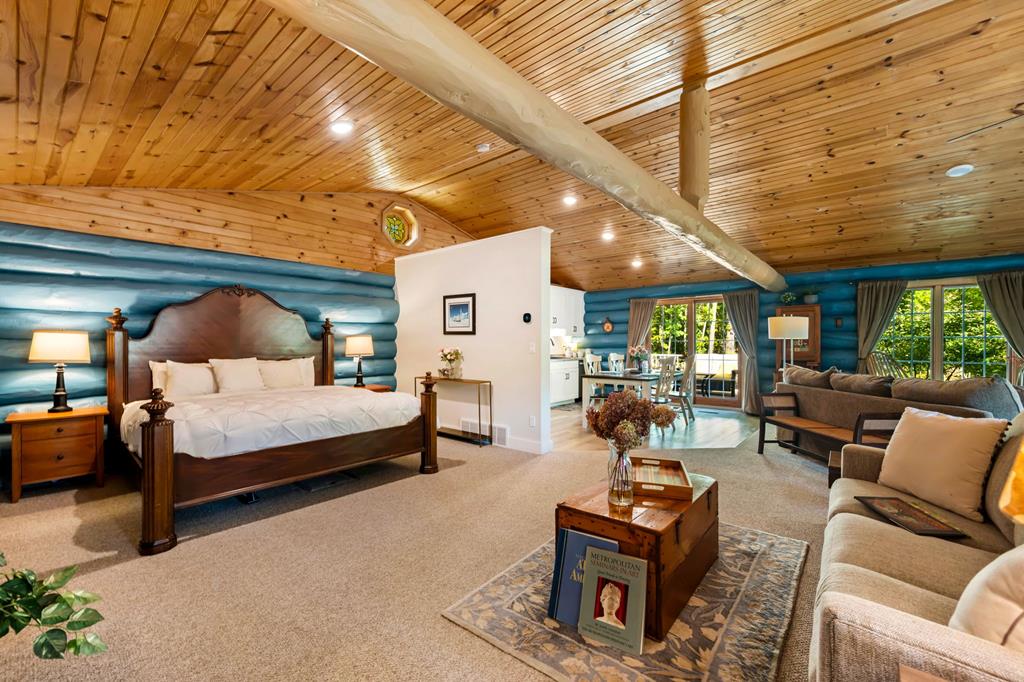 10352 Bella Vista Ln