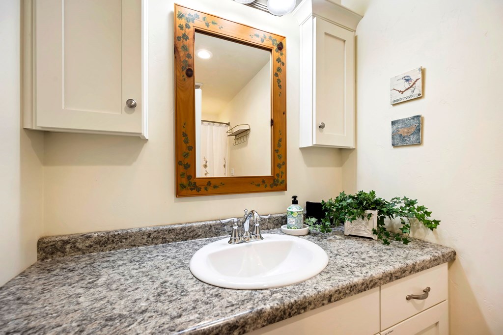 10352 Bella Vista Ln