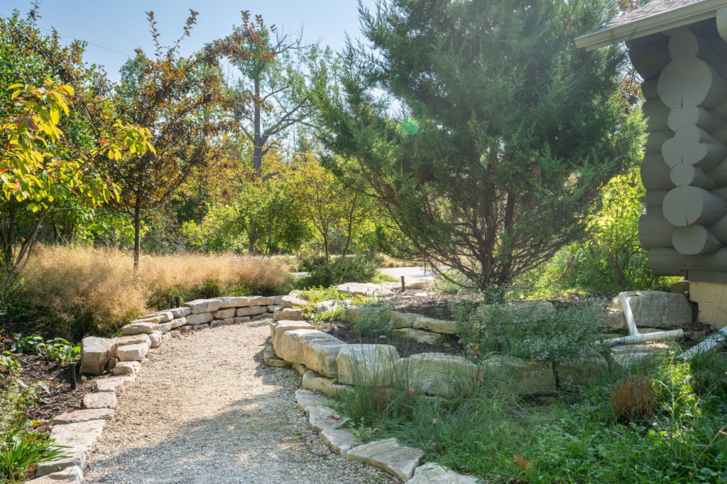 10352 Bella Vista Ln