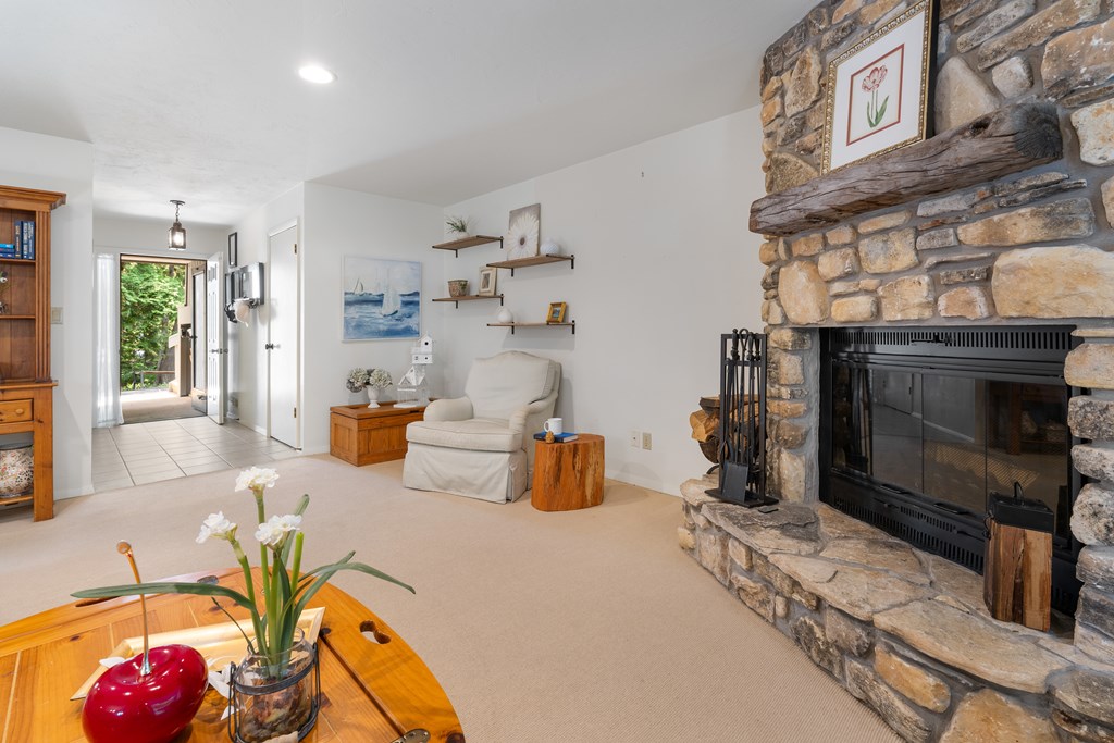 4224 Hidden Harbor Ln # 3