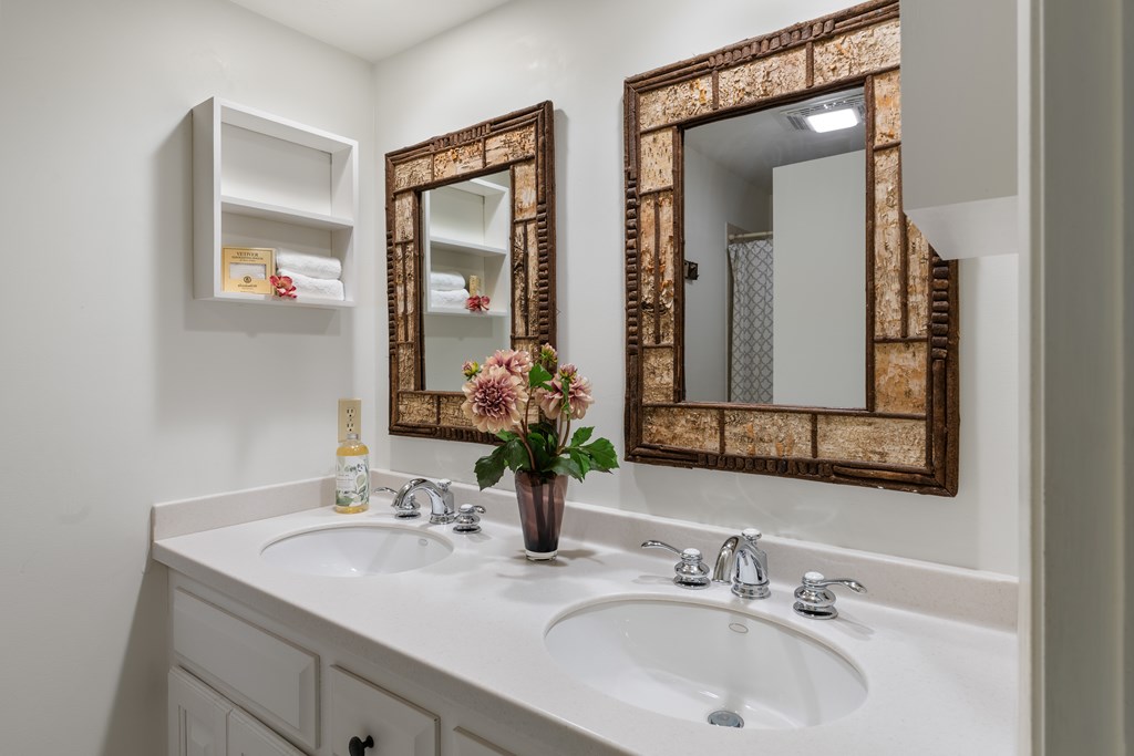 4224 Hidden Harbor Ln # 3