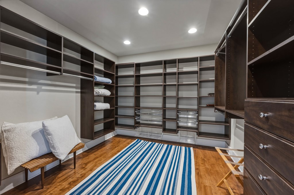 10525 Stock Ln