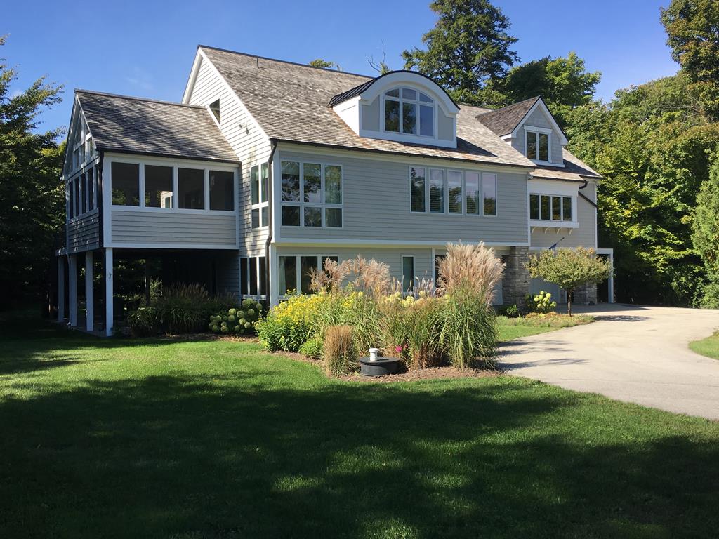 10525 Stock Ln