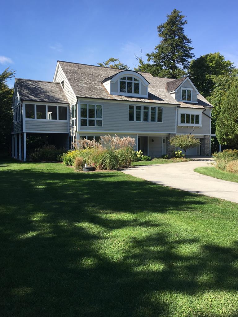 10525 Stock Ln