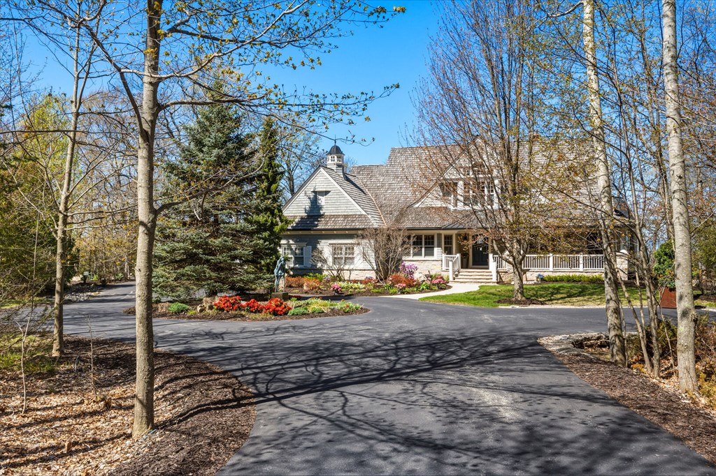 9135 Gibraltar Bluff Rd