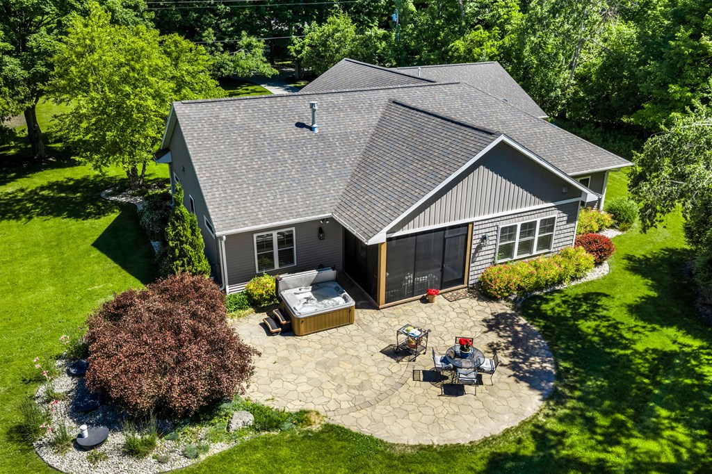 4231 Cottage Row Rd