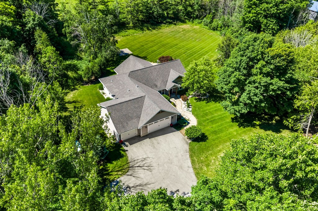 4231 Cottage Row Rd