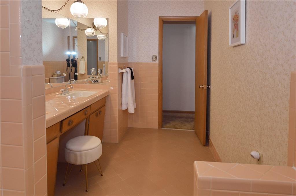 3729 S Blue Ridge Boulevard