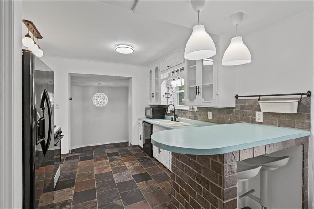 6341 Sni A Bar Road