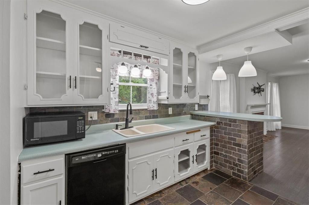 6341 Sni A Bar Road