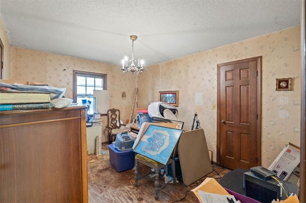 8641 Broadmoor Street