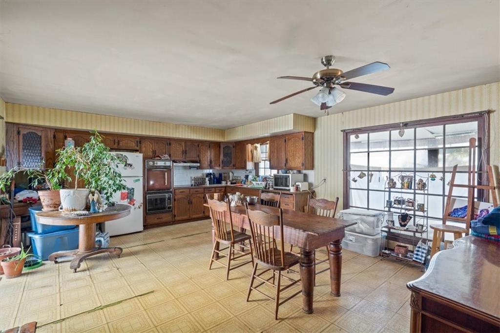 8641 Broadmoor Street