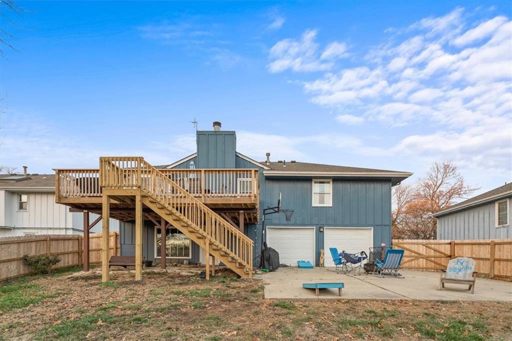 1205 NE Pilgrim Way
