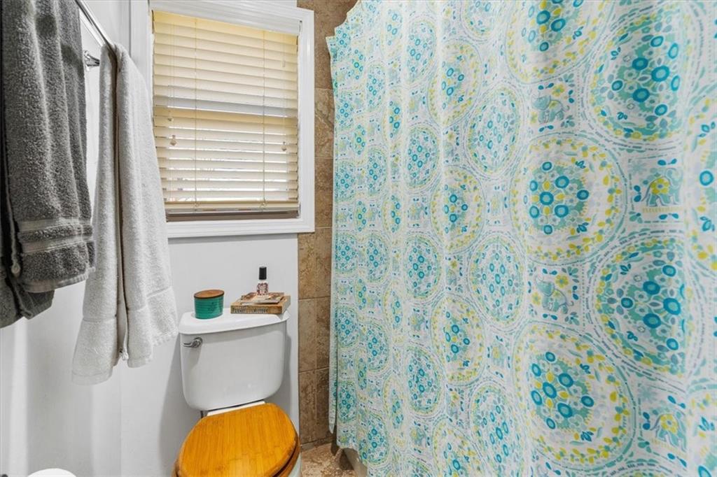 301 S Meadowbrook Lane