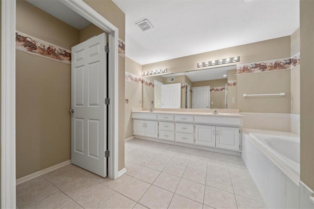 13944 W 151st Terrace Unit: 1101