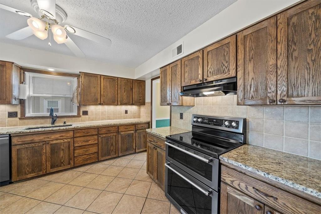 16426 Saddletree Lane