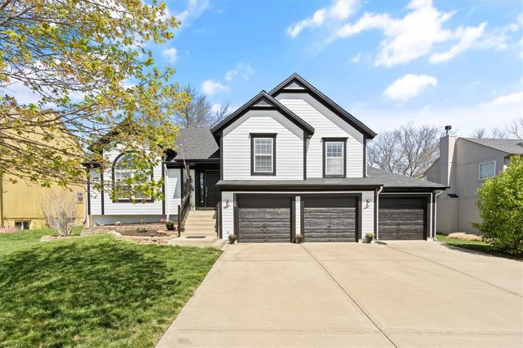 20520 W 219th Terrace