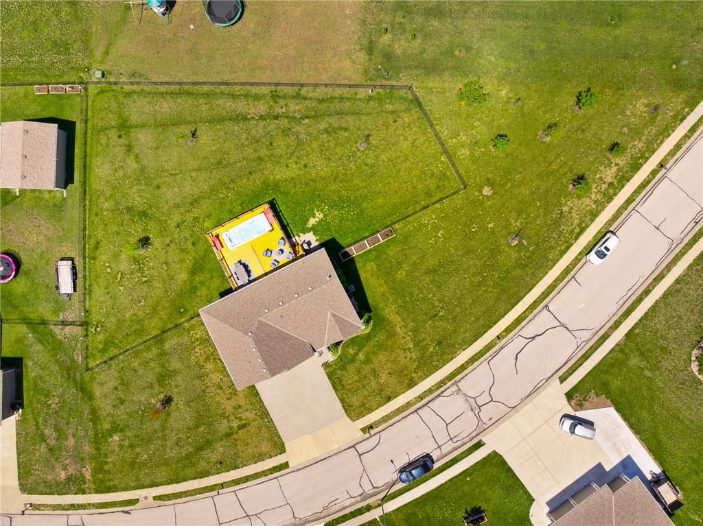 1103 Papaw Lane