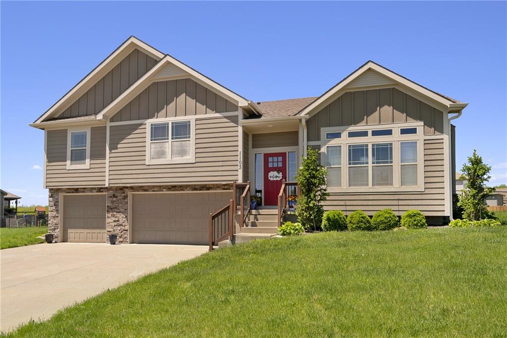 1103 Papaw Lane