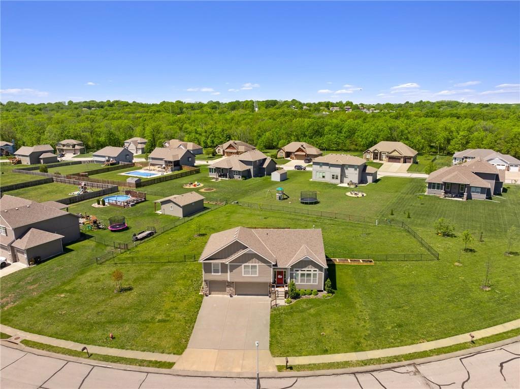 1103 Papaw Lane
