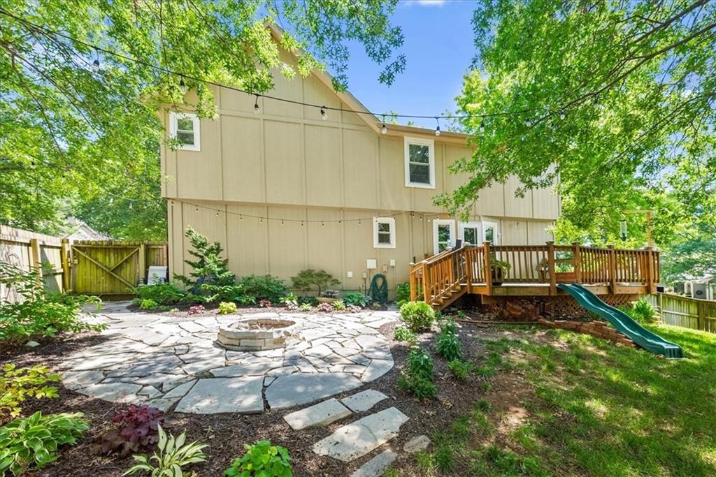 950 E Cavendish Trail