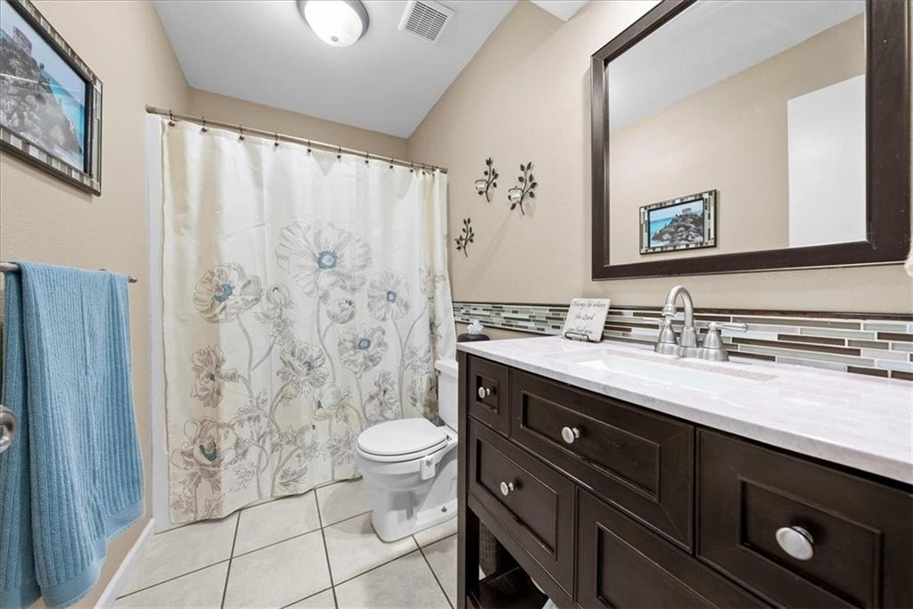 950 E Cavendish Trail