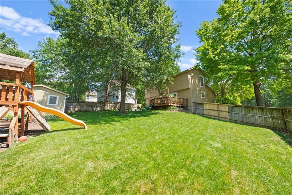950 E Cavendish Trail