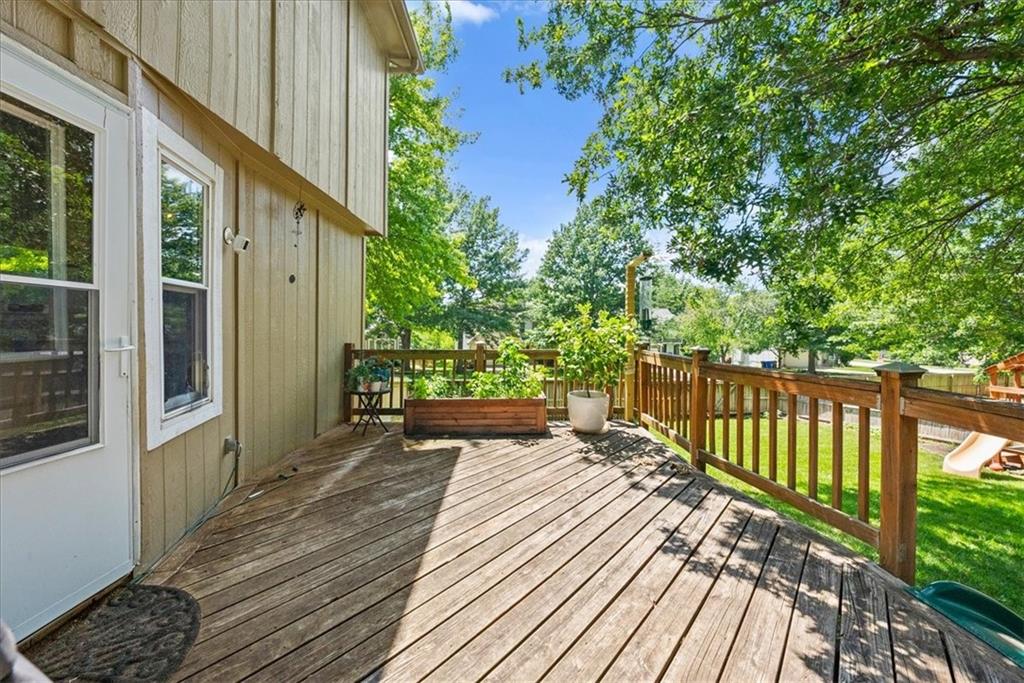950 E Cavendish Trail