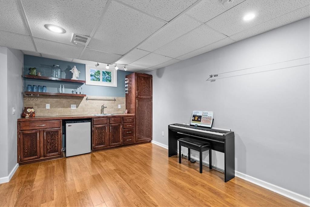 950 E Cavendish Trail