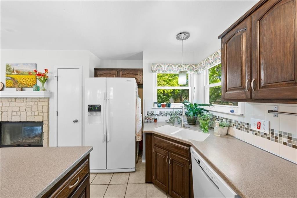 950 E Cavendish Trail