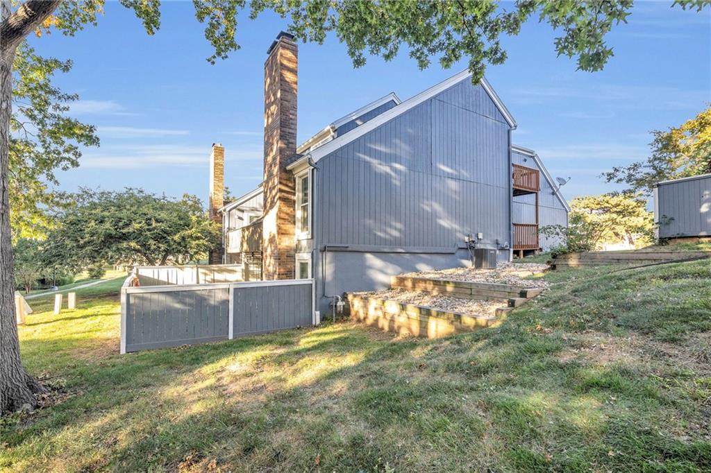 8124 Monrovia Street