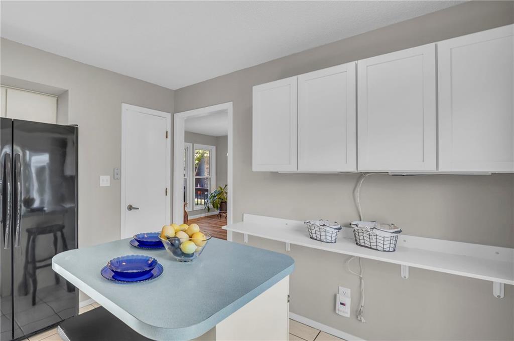 8124 Monrovia Street